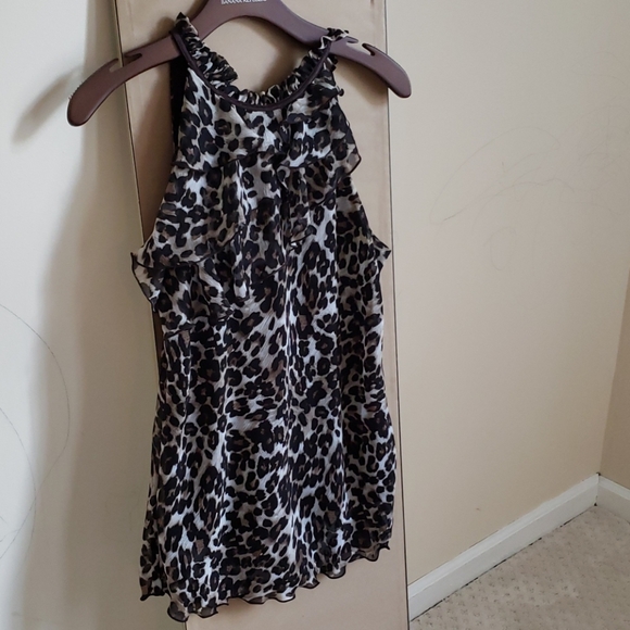 BCX Juniors animal print sleeveless ruffled top - Picture 4 of 6